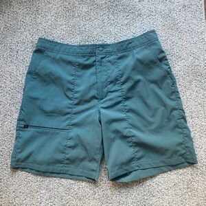 Mountain Hardwear Mens Shorts
